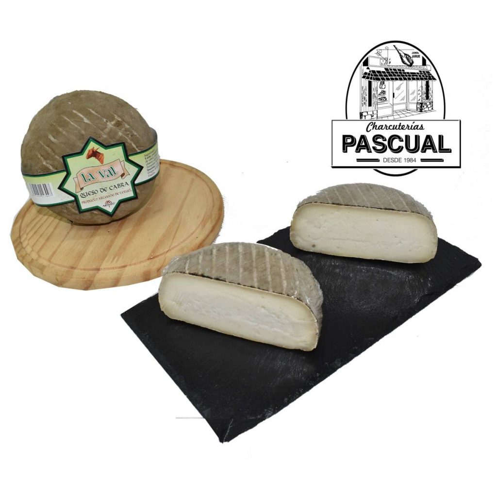 El queso de cabra La Val es una referencia artesana de Mezquita de Jarque con gran equilibrio, cremosidad y personalidad. En este artículo te contamos su origen, su elaboración y por qué encaja tan bien en Charcuterías Pascual, en Miguel Servet 87, Zaragoza.